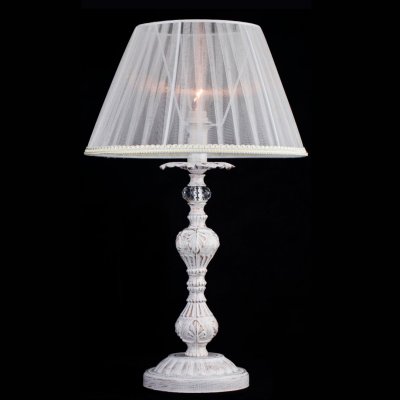 Светильник Maytoni ARM305-22-W Elegant 10 Светильник Maytoni ARM305-22-W Elegant 10Классические<br>Настольная лампа – это не просто источник дополнительного освещения, но и оригинальный элемент декора. Его можно установить в спальне, гостиной, кабинете и других комнатах. Интернет-магазин «Светодом» предлагает настольные лампы разных стилей по доступным ценам. Благодаря большому ассортименту Вы обязательно найдете в нашем каталоге именно ту модель, которую искали. <br> Настольная лампа Maytoni ARM305-22-W – прекрасный вариант для завершения интерьера. Ее можно включить одновременно с люстрой для более яркого освещения или без нее для создания уютной атмосферы, настраивающей на отдых. <br> Купить настольную лампу Maytoni ARM305-22-W Вы можете с помощью виртуальной «Корзины» или по контактным номерам, указанным на сайте.<br><br>S освещ. до, м2: 2<br>Тип лампы: накал/сберегающие/LED<br>Тип цоколя: E14<br>Количество ламп: 1<br>MAX мощность ламп, Вт: 40<br>Диаметр, мм мм: 320<br>Высота, мм: 560<br>Цвет арматуры: золотой