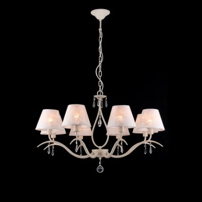 Люстра Maytoni ARM334-08-W ARM334 Люстра Maytoni ARM334-08-W ARM334Подвесные<br>Компания «Светодом» предлагает широкий ассортимент люстр от известных производителей. Представленные в нашем каталоге товары выполнены из современных материалов и обладают отличным качеством. Благодаря широкому ассортименту Вы сможете найти у нас люстру под любой интерьер. Мы предлагаем как классические варианты, так и современные модели, отличающиеся лаконичностью и простотой форм. Стильная люстра Maytoni ARM334-08-W станет украшением любого дома. Эта модель от известного производителя не оставит равнодушным ценителей красивых и оригинальных предметов интерьера. Люстра Maytoni ARM334-08-W обеспечит равномерное распределение света по всей комнате. При выборе обратите внимание на характеристики, позволяющие приобрести наиболее подходящую модель. Купить понравившуюся люстру по доступной цене Вы можете в интернет-магазине «Светодом». Мы предлагаем доставку не только по Москве и Екатеринбурге, но и по всей России.<br><br>Установка на натяжной потолок: Да<br>S освещ. до, м2: 21<br>Крепление: Крюк<br>Тип товара: Люстра<br>Скидка, %: 12<br>Тип лампы: накаливания / энергосбережения / LED-светодиодная<br>Тип цоколя: E14<br>Количество ламп: 8<br>MAX мощность ламп, Вт: 40<br>Диаметр, мм мм: 700<br>Длина цепи/провода, мм: 400<br>Высота, мм: 510 - 1510<br>Цвет арматуры: белый с золотистой патиной
