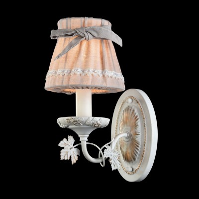 Светильник Maytoni ARM393-01-W Светильник Maytoni ARM393-01-WФлористика<br><br><br>Тип лампы: Накаливания / энергосбережения / светодиодная<br>Тип цоколя: E14<br>Количество ламп: 1<br>Ширина, мм: 220<br>MAX мощность ламп, Вт: 40<br>Расстояние от стены, мм: 150<br>Высота, мм: 310<br>Цвет арматуры: белый