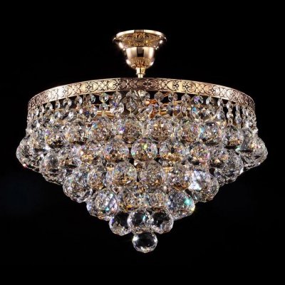 Люстра Maytoni BA783-TK38-G Gala Люстра Maytoni BA783-TK38-G GalaПотолочные<br>Прибор, который можно рассмотреть на предлагаемом фото, рассчитан на подключение шести ламп с цоколем E27 и разработан для комнат, выполненных в классическом стиле барокко. Хрустальная люстра, конструкция которой удачно сочетает металл аристократичного золотого цвета и прозрачный хрусталь, способна подчеркнуть изысканный вкус хозяина, решившего купить изделие от Maytoni по лояльной цене, предложенной нашим магазином. Штанга, несущая обод, наделенный декоративным рельефным рисунком, отлично сочетающимся с общей концепцией хрустальной люстры от Майтони, удерживает целую «гроздь» подвесок, сияющих при каждом включении предлагаемого прибора. Приятно, что стоимость хрустальной люстры Maytoni Diamant Crystal BA783-TK38-G предполагает наличие высоких технических характеристик, делающих приобретение удачным и бескомпромиссными.<br><br>Установка на натяжной потолок: Да<br>S освещ. до, м2: 24<br>Крепление: Крюк<br>Тип лампы: накаливания / энергосбережения / LED-светодиодная<br>Тип цоколя: E27<br>Количество ламп: 6<br>MAX мощность ламп, Вт: 60<br>Диаметр, мм мм: 410<br>Высота, мм: 320<br>Цвет арматуры: золотой