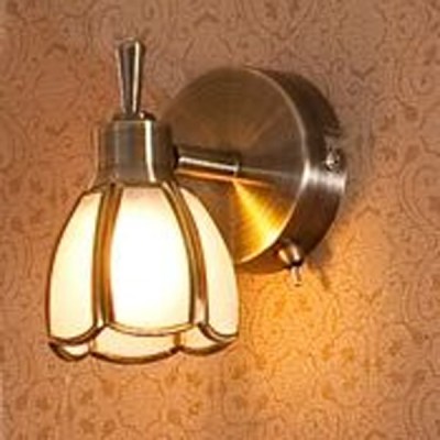 Citilux Альтен CL522511 Светильник поворотный спот Citilux Альтен CL522511 Светильник поворотный спотОдиночные<br>Светильники-споты – это оригинальные изделия с современным дизайном. Они позволяют не ограничивать свою фантазию при выборе освещения для интерьера. Такие модели обеспечивают достаточно качественный свет. Благодаря компактным размерам Вы можете использовать несколько спотов для одного помещения. Интернет-магазин «Светодом» предлагает необычный светильник-спот Citilux CL522511 по привлекательной цене. Эта модель станет отличным дополнением к люстре, выполненной в том же стиле. Перед оформлением заказа изучите характеристики изделия. Купить светильник-спот Citilux CL522511 в нашем онлайн-магазине Вы можете либо с помощью формы на сайте, либо по указанным выше телефонам. Обратите внимание, что мы предлагаем доставку не только по Москве и Екатеринбургу, но и всем остальным российским городам.<br><br>S освещ. до, м2: 2<br>Крепление: планка<br>Тип лампы: галогенная / LED-светодиодная<br>Тип цоколя: G9<br>Количество ламп: 1<br>MAX мощность ламп, Вт: 40<br>Размеры: Ширина 8,5 см. Глубина 15 см.<br>Длина, мм: 85<br>Высота, мм: 150<br>Поверхность арматуры: сатин<br>Цвет арматуры: бронзовый