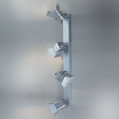 Citilux CL526541S Светильник поворотный спот Citilux CL526541S Светильник поворотный спотС 4 лампами<br>Светильники-споты – это оригинальные изделия с современным дизайном. Они позволяют не ограничивать свою фантазию при выборе освещения для интерьера. Такие модели обеспечивают достаточно качественный свет. Благодаря компактным размерам Вы можете использовать несколько спотов для одного помещения. Интернет-магазин «Светодом» предлагает необычный светильник-спот Citilux CL526541S по привлекательной цене. Эта модель станет отличным дополнением к люстре, выполненной в том же стиле. Перед оформлением заказа изучите характеристики изделия. Купить светильник-спот Citilux CL526541S в нашем онлайн-магазине Вы можете либо с помощью формы на сайте, либо по указанным выше телефонам. Обратите внимание, что мы предлагаем доставку не только по Москве и Екатеринбургу, но и всем остальным российским городам.<br><br>S освещ. до, м2: 13<br>Тип лампы: галогенная / LED-светодиодная<br>Тип цоколя: GU10<br>Количество ламп: 4<br>Ширина, мм: 90<br>MAX мощность ламп, Вт: 50<br>Размеры: Основание 5хХХсм, Размер головки 8см<br>Длина, мм: 150<br>Высота, мм: 575<br>Поверхность арматуры: глянцевый<br>Цвет арматуры: серебристый