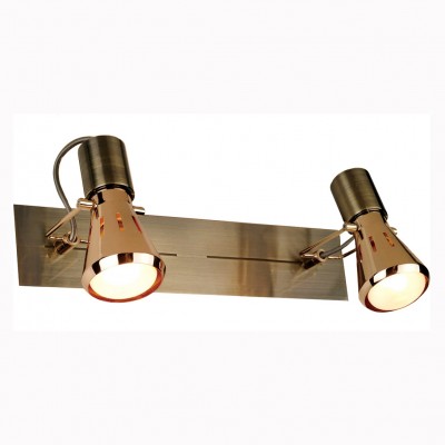 Citilux Марс CL527523 Светильник поворотный спот Citilux Марс CL527523 Светильник поворотный спотДвойные<br>Светильники-споты – это оригинальные изделия с современным дизайном. Они позволяют не ограничивать свою фантазию при выборе освещения для интерьера. Такие модели обеспечивают достаточно качественный свет. Благодаря компактным размерам Вы можете использовать несколько спотов для одного помещения. Интернет-магазин «Светодом» предлагает необычный светильник-спот Citilux CL527523 по привлекательной цене. Эта модель станет отличным дополнением к люстре, выполненной в том же стиле. Перед оформлением заказа изучите характеристики изделия. Купить светильник-спот Citilux CL527523 в нашем онлайн-магазине Вы можете либо с помощью формы на сайте, либо по указанным выше телефонам. Обратите внимание, что у нас склады не только в Москве и Екатеринбурге, но и других городах России.<br><br>S освещ. до, м2: 5<br>Крепление: настенное<br>Тип лампы: зеркальная<br>Тип цоколя: R50(E14)<br>Количество ламп: 2<br>Ширина, мм: 70<br>MAX мощность ламп, Вт: 40<br>Размеры: Основание 32х7см, Размер головки 13см<br>Длина, мм: 320<br>Высота, мм: 130<br>Оттенок (цвет): белый<br>Цвет арматуры: бронзовый