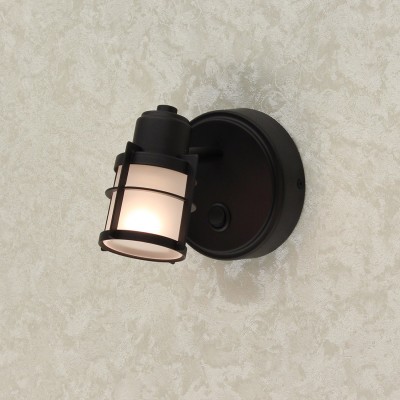Citilux Реймс CL563511 Светильник настненно-потолочный Citilux Реймс CL563511 Светильник настненно-потолочныйОдиночные<br>Светильники-споты – это оригинальные изделия с современным дизайном. Они позволяют не ограничивать свою фантазию при выборе освещения для интерьера. Такие модели обеспечивают достаточно качественный свет. Благодаря компактным размерам Вы можете использовать несколько спотов для одного помещения. Интернет-магазин «Светодом» предлагает необычный светильник-спот Citilux CL563511 по привлекательной цене. Эта модель станет отличным дополнением к люстре, выполненной в том же стиле. Перед оформлением заказа изучите характеристики изделия. Купить светильник-спот Citilux CL563511 в нашем онлайн-магазине Вы можете либо с помощью формы на сайте, либо по указанным выше телефонам. Обратите внимание, что у нас склады не только в Москве и Екатеринбурге, но и других городах России.<br><br>S освещ. до, м2: 3<br>Тип лампы: накаливания / энергосбережения / LED-светодиодная<br>Тип цоколя: E14<br>Количество ламп: 1<br>Ширина, мм: 200<br>Длина, мм: 100<br>Высота, мм: 160<br>MAX мощность ламп, Вт: 60