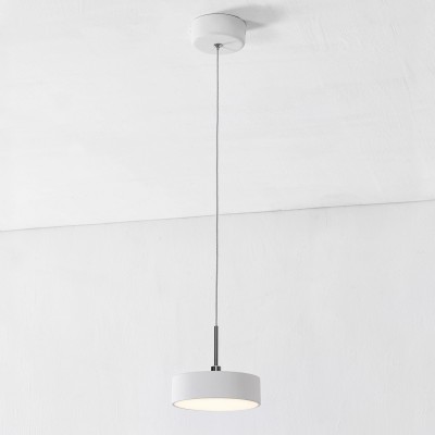 Citilux Тао CL712S120 Светильник подвесной Citilux Тао CL712S120 Светильник подвеснойОдиночные<br>Подвесной светильник – это универсальный вариант, подходящий для любой комнаты. Сегодня производители предлагают огромный выбор таких моделей по самым разным ценам. В каталоге интернет-магазина «Светодом» мы собрали большое количество интересных и оригинальных светильников по выгодной стоимости. Вы можете приобрести их в Москве, Екатеринбурге и любом другом городе России. Подвесной светильник Citilux CL712S120 сразу же привлечет внимание Ваших гостей благодаря стильному исполнению. Благородный дизайн позволит использовать эту модель практически в любом интерьере. Она обеспечит достаточно света и при этом легко монтируется. Чтобы купить подвесной светильник Citilux CL712S120, воспользуйтесь формой на нашем сайте или позвоните менеджерам интернет-магазина.<br><br>S освещ. до, м2: 5<br>Цветовая t, К: 3000K<br>Тип лампы: LED-светодиодная<br>Тип цоколя: LED<br>Количество ламп: 12<br>MAX мощность ламп, Вт: 1<br>Диаметр, мм мм: 120<br>Высота, мм: 170 - 1000<br>Цвет арматуры: Белый