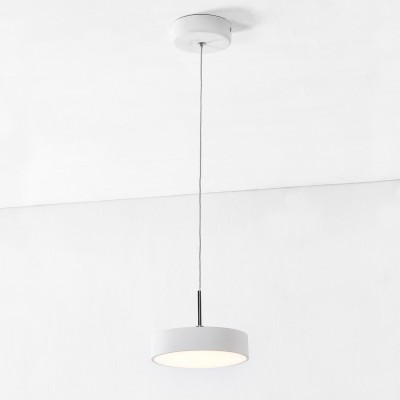 Citilux Тао CL712S180 Светильник подвесной Citilux Тао CL712S180 Светильник подвеснойОдиночные<br>Подвесной светильник – это универсальный вариант, подходящий для любой комнаты. Сегодня производители предлагают огромный выбор таких моделей по самым разным ценам. В каталоге интернет-магазина «Светодом» мы собрали большое количество интересных и оригинальных светильников по выгодной стоимости. Вы можете приобрести их в Москве, Екатеринбурге и любом другом городе России. Подвесной светильник Citilux CL712S180 сразу же привлечет внимание Ваших гостей благодаря стильному исполнению. Благородный дизайн позволит использовать эту модель практически в любом интерьере. Она обеспечит достаточно света и при этом легко монтируется. Чтобы купить подвесной светильник Citilux CL712S180, воспользуйтесь формой на нашем сайте или позвоните менеджерам интернет-магазина.<br><br>Цветовая t, К: 3000K<br>Тип лампы: LED-светодиодная<br>Тип цоколя: LED<br>Количество ламп: 18<br>MAX мощность ламп, Вт: 1<br>Диаметр, мм мм: 150<br>Высота, мм: 170 - 1000<br>Цвет арматуры: Белый