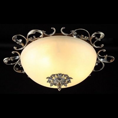 Люстра Maytoni CL900-03-R Geometry 1 Люстра Maytoni CL900-03-R Geometry 1Потолочные<br>Хотите подчеркнуть красоту своего интерьера и не знаете как? Тогда купите настенно-потолочный светильник от Maytoni. Этот осветительный прибор будет идеальным решением для тех, кто использует в своем интерьере стиль модерн. В настенно-потолочном светильнике Maytoni Geometry CL900-03-R используется врезной тип крепления. Посмотрев на фото, можно увидеть, как красиво смотрится белый плафон на фоне металлического каркаса бронзового цвета. Компания Майтони предпочла использовать в этом светильнике три лампы накаливания, которые вам необходимо будет дополнительно приобрести, так как в стоимость они не входят. Сделать это можно также в нашем магазине, цены вас приятно удивят.<br><br>Установка на натяжной потолок: Ограничено<br>S освещ. до, м2: 8<br>Крепление: Планка<br>Тип лампы: накаливания / энергосбережения / LED-светодиодная<br>Тип цоколя: E14<br>Количество ламп: 3<br>MAX мощность ламп, Вт: 40<br>Диаметр, мм мм: 450<br>Высота, мм: 160<br>Цвет арматуры: бронзовый