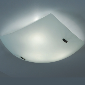 Citilux Белый CL934011 Светильник настенно-потолочный Citilux Белый CL934011 Светильник настенно-потолочныйКвадратные<br>Настенно потолочный светильник Citilux (Ситилюкс) CL934011 подходит как для установки в вертикальном положении - на стены, так и для установки в горизонтальном - на потолок. Для установки настенно потолочных светильников на натяжной потолок необходимо использовать светодиодные лампы LED, которые экономнее ламп Ильича (накаливания) в 10 раз, выделяют мало тепла и не дадут расплавиться Вашему потолку.<br><br>S освещ. до, м2: 26<br>Тип товара: Светильник настенно-потолочный<br>Тип лампы: накаливания / энергосбережения / LED-светодиодная<br>Тип цоколя: E27<br>Количество ламп: 4<br>Ширина, мм: 500<br>MAX мощность ламп, Вт: 100<br>Размеры: Габариты<br>Расстояние от стены, мм: 130<br>Поверхность арматуры: глянцевый<br>Цвет арматуры: белый