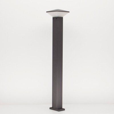 Citilux CLU02B Светильник уличный парковый Citilux CLU02B Светильник уличный парковыйОдиночные столбы<br>Обеспечение качественного уличного освещения – важная задача для владельцев коттеджей. Компания «Светодом» предлагает современные светильники, которые порадуют Вас отличным исполнением. В нашем каталоге представлена продукция известных производителей, пользующихся популярностью благодаря высокому качеству выпускаемых товаров. Уличный светильник Citilux CLU02B не просто обеспечит качественное освещение, но и станет украшением Вашего участка. Модель выполнена из современных материалов и имеет влагозащитный корпус, благодаря которому ей не страшны осадки. Купить уличный светильник Citilux CLU02B, представленный в нашем каталоге, можно с помощью онлайн-формы для заказа. Чтобы задать имеющиеся вопросы, звоните нам по указанным телефонам.<br><br>Цветовая t, К: 4000K<br>Тип лампы: LED-светодиодная<br>Тип цоколя: LED<br>Количество ламп: 6<br>MAX мощность ламп, Вт: 1<br>Диаметр, мм мм: 130<br>Высота, мм: 800