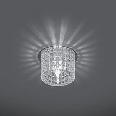 Светильник Gauss Crystal CR031, G9 Светильник Gauss Crystal CR031, G9Круглые<br>Встраиваемые светильники – популярное осветительное оборудование, которое можно использовать в качестве основного источника или в дополнение к люстре. Они позволяют создать нужную атмосферу атмосферу и привнести в интерьер уют и комфорт. Интернет-магазин «Светодом» предлагает стильный встраиваемый светильник Gauss Crystal CR031. Данная модель достаточно универсальна, поэтому подойдет практически под любой интерьер. Перед покупкой не забудьте ознакомиться с техническими параметрами, чтобы узнать тип цоколя, площадь освещения и другие важные характеристики. Приобрести встраиваемый светильник Gauss Crystal CR031 в нашем онлайн-магазине Вы можете либо с помощью «Корзины», либо по контактным номерам. Мы развозим заказы по Москве, Екатеринбургу и остальным российским городам.<br><br>S освещ. до, м2: 3<br>Тип лампы: галогенная<br>Тип цоколя: G9<br>Количество ламп: 1<br>MAX мощность ламп, Вт: 50<br>Диаметр, мм мм: 65<br>Диаметр врезного отверстия, мм: 50<br>Высота, мм: 80<br>Цвет арматуры: серебристый