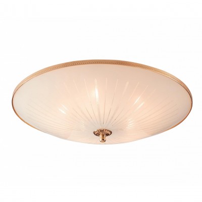 Citilux CL912521 Люстра потолочная Citilux CL912521 Люстра потолочнаяПотолочные<br>Компания «Светодом» предлагает широкий ассортимент люстр от известных производителей. Представленные в нашем каталоге товары выполнены из современных материалов и обладают отличным качеством. Благодаря широкому ассортименту Вы сможете найти у нас люстру под любой интерьер. Мы предлагаем как классические варианты, так и современные модели, отличающиеся лаконичностью и простотой форм. Стильная люстра Citilux CL912521 станет украшением любого дома. Эта модель от известного производителя не оставит равнодушным ценителей красивых и оригинальных предметов интерьера. Люстра Citilux CL912521 обеспечит равномерное распределение света по всей комнате. При выборе обратите внимание на характеристики, позволяющие приобрести наиболее подходящую модель. Купить понравившуюся люстру по доступной цене Вы можете в интернет-магазине «Светодом».<br><br>Установка на натяжной потолок: Ограничено<br>S освещ. до, м2: 25<br>Крепление: Планка<br>Тип лампы: накаливания / энергосбережения / LED-светодиодная<br>Тип цоколя: E27<br>Количество ламп: 5<br>MAX мощность ламп, Вт: 75<br>Диаметр, мм мм: 500<br>Размеры: Диаметр 50см, Высота 16см<br>Высота, мм: 160<br>Оттенок (цвет): белый<br>Цвет арматуры: золотой