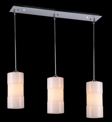 Светильник Maytoni F011-33-W F011 Светильник Maytoni F011-33-W F011Тройные<br>Подвесной светильник – это универсальный вариант, подходящий для любой комнаты. Сегодня производители предлагают огромный выбор таких моделей по самым разным ценам. В каталоге интернет-магазина «Светодом» мы собрали большое количество интересных и оригинальных светильников по выгодной стоимости. Вы можете приобрести их в Москве, Екатеринбурге и любом другом городе России. Подвесной светильник Maytoni F011-33-W сразу же привлечет внимание Ваших гостей благодаря стильному исполнению. Благородный дизайн позволит использовать эту модель практически в любом интерьере. Она обеспечит достаточно света и при этом легко монтируется. Чтобы купить подвесной светильник Maytoni F011-33-W, воспользуйтесь формой на нашем сайте или позвоните менеджерам интернет-магазина.<br><br>S освещ. до, м2: 9<br>Крепление: планка<br>Тип лампы: накаливания / энергосбережения / LED-светодиодная<br>Тип цоколя: E14<br>Количество ламп: 3<br>Ширина, мм: 120<br>MAX мощность ламп, Вт: 60<br>Длина цепи/провода, мм: 400<br>Длина, мм: 600<br>Высота, мм: 300 - 1000<br>Цвет арматуры: серый