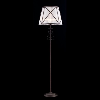 Торшер Maytoni H102-33-R Country Торшер Maytoni H102-33-R CountryСовременные<br>Торшер – это не просто функциональный предмет интерьера, позволяющий обеспечить дополнительное освещение, но и оригинальный декоративный элемент. Интернет-магазин «Светодом» предлагает стильные модели от известных производителей по доступным ценам. У нас Вы найдете и классические напольные светильники, и современные варианты. Торшер H102-33-R Maytoni сразу же привлекает внимание благодаря своему необычному дизайну. Модель выполнена из качественных материалов, что обеспечит ее надежную и долговечную работу. Такой напольный светильник можно использовать для интерьера не только гостиной, но и спальни или кабинета. Купить торшер H102-33-R Maytoni по выгодной стоимости Вы можете с помощью нашего сайта. У нас склады в Москве, Екатеринбурге, Санкт-Петербурге, Новосибирске и другим городам России.<br><br>Тип цоколя: E27<br>Количество ламп: 1<br>MAX мощность ламп, Вт: 40<br>Диаметр, мм мм: 460<br>Высота, мм: 1665