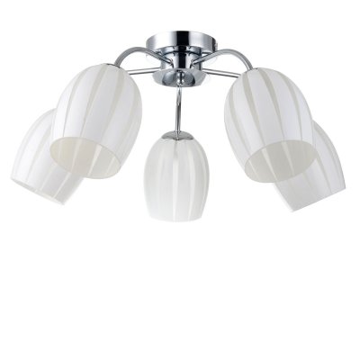 Люстра Lussole LSF-6703-05 Brindnsi Люстра Lussole LSF-6703-05 BrindnsiПотолочные<br>Потолочная люстра Lussole LSF-6703-05 станет прекрасным решением в наполнении светом любого пространства, придав ему стилизованную манерность и изысканно декорированную эстетику. Перед Вами модерн: лаконичный, презентабельный и очень лёгкий в своём воплощении! Люстра Lussole LSF-6703-05 выполнена в манере плавных пропорций и приятной простоте элементов. Лаконичный размер конструкции позволит не нагромождать потолочное пространство, а аккуратные плафоны простой, но изящной геометрии будут смягчать и обрамлять помещение формой и ярким содержанием света. Своеобразный вертикальный узор придаёт изделию особый шарм и современный стиль, такой необходимый для модернового дизайна.<br><br>Установка на натяжной потолок: Да<br>S освещ. до, м2: 14<br>Крепление: Планка<br>Тип лампы: накаливания / энергосбережения / LED-светодиодная<br>Тип цоколя: E14<br>Количество ламп: 5<br>MAX мощность ламп, Вт: 40<br>Диаметр, мм мм: 600<br>Высота, мм: 270<br>Оттенок (цвет): белый<br>Цвет арматуры: серебристый