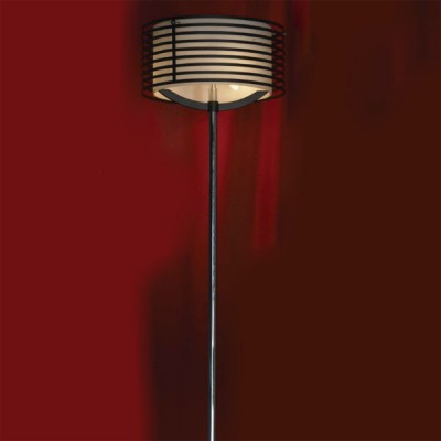 Торшер Lussole LSF-8205-03 Busachi Торшер Lussole LSF-8205-03 BusachiДекоративные<br>Декоративное дополнение для спальни, гостиной или прихожей в стиле азиатского минимализма – торшер серии Busachi производства Lussole. Это не просто удобный источник света, который лёгок в переносе, но и утончённый аксессуар в дизайне помещения. Особая локальная зона позволит создать уютный уголок, освещённый мягким сиянием. Поставьте рядом небольшое дерево в бамбуковом горшке или повесьте картину в раме из джута. Подарите Вашему интерьеру особый освещаемый уголок, наполненный спокойствием и уютом от торшера Busachi!<br><br>S освещ. до, м2: 8<br>Тип лампы: накаливания / энергосбережения / LED-светодиодная<br>Тип цоколя: E14<br>Количество ламп: 3<br>MAX мощность ламп, Вт: 40<br>Диаметр, мм мм: 370<br>Высота, мм: 1600<br>Оттенок (цвет): белый<br>Цвет арматуры: серебристый