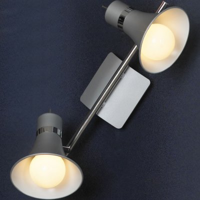 Светильник Lussole LSL-7201-02 Светильник Lussole LSL-7201-02Двойные<br>Светильники-споты – это оригинальные изделия с современным дизайном. Они позволяют не ограничивать свою фантазию при выборе освещения для интерьера. Такие модели обеспечивают достаточно качественный свет. Благодаря компактным размерам Вы можете использовать несколько спотов для одного помещения. Интернет-магазин «Светодом» предлагает необычный светильник-спот Lussole LSL-7201-02 по привлекательной цене. Эта модель станет отличным дополнением к люстре, выполненной в том же стиле. Перед оформлением заказа изучите характеристики изделия. Купить светильник-спот Lussole LSL-7201-02 в нашем онлайн-магазине Вы можете либо с помощью формы на сайте, либо по указанным выше телефонам. Обратите внимание, что мы предлагаем доставку не только по Москве и Екатеринбургу, но и всем остальным российским городам.<br><br>S освещ. до, м2: 8<br>Тип товара: Светильник поворотный спот<br>Скидка, %: 22<br>Тип лампы: накал-я - энергосбер-я<br>Тип цоколя: E27<br>Количество ламп: 2<br>Ширина, мм: 360<br>MAX мощность ламп, Вт: 60<br>Расстояние от стены, мм: 190<br>Высота, мм: 150