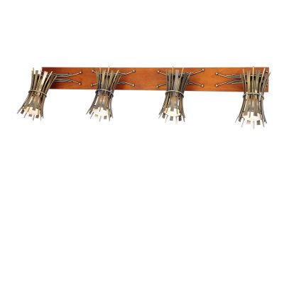 Светильник Lussole lsl-8409-04 Светильник Lussole lsl-8409-04С 4 лампами<br>Светильники-споты – это оригинальные изделия с современным дизайном. Они позволяют не ограничивать свою фантазию при выборе освещения для интерьера. Такие модели обеспечивают достаточно качественный свет. Благодаря компактным размерам Вы можете использовать несколько спотов для одного помещения. Интернет-магазин «Светодом» предлагает необычный светильник-спот Lussole LSL-8409-04 по привлекательной цене. Эта модель станет отличным дополнением к люстре, выполненной в том же стиле. Перед оформлением заказа изучите характеристики изделия. Купить светильник-спот Lussole LSL-8409-04 в нашем онлайн-магазине Вы можете либо с помощью формы на сайте, либо по указанным выше телефонам. Обратите внимание, что мы предлагаем доставку не только по Москве и Екатеринбургу, но и всем остальным российским городам.<br><br>S освещ. до, м2: 11<br>Тип лампы: накал-я - энергосбер-я/LED R66<br>Тип цоколя: R50<br>Количество ламп: 4<br>Ширина, мм: 70<br>MAX мощность ламп, Вт: 40<br>Длина, мм: 200<br>Высота, мм: 700<br>Цвет арматуры: бронзовый