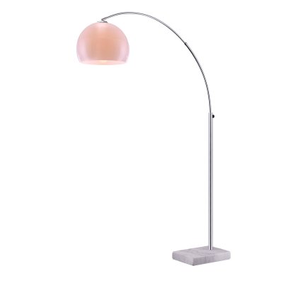 Торшер изогнутый LGO LSP-0139 Торшер изогнутый LGO LSP-0139Современные<br>Великолепный торшер LGO LSP-0139 установлен на подножке из белого мрамора. Согласитесь, благородное сочетание и дельный подход к дизайну. Такое каменное сочетание позволит обратить внимание гостей на отдельные детали декора Вашего интерьера. Когда же речь идёт о торшере LGO LSP-0139, то здесь особенно явно замечается приятная эстетика изделия: утончённый силуэт в мягком изгибе, аккуратный купол тёплого света и, конечно же, подставка из белого мрамора. Свежие ноты изысканного дизайна на Ваших просторах! Обретите что-то поистине элегантное с оригинальными дополнениями и деталями! К тому же торшер LGO LSP-0139 важен в удобном перемещении света по периметру Вашего любимого пространства.<br><br>S освещ. до, м2: 4<br>Тип лампы: накаливания / энергосбережения / LED-светодиодная<br>Тип цоколя: E27<br>Количество ламп: 1<br>Ширина, мм: 20<br>MAX мощность ламп, Вт: 60<br>Диаметр, мм мм: 350<br>Длина, мм: 13,5<br>Цвет арматуры: серебристый