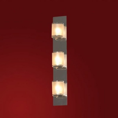Светильник Lussole LSQ-3401-03 Cappello хром Светильник Lussole LSQ-3401-03 Cappello хромДлинные<br>Настенно-потолочные светильники подходят как для установки на стены, так и для установки на потолок. Для установки настенно-потолочные светильники на натяжные потолки необходимо<br><br>S освещ. до, м2: 8<br>Тип товара: Светильник настенный бра<br>Скидка, %: 33<br>Тип лампы: галогенная / LED-светодиодная<br>Тип цоколя: G9<br>Количество ламп: 3<br>Ширина, мм: 220<br>MAX мощность ламп, Вт: 40<br>Длина, мм: 220<br>Расстояние от стены, мм: 90<br>Оттенок (цвет): белый<br>Цвет арматуры: серебристый