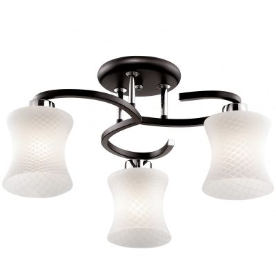 Люстра Odeon light 2439/3C Люстра Odeon light 2439/3CПотолочные<br>Стиль модерн идеально подходит для истинных любителей лаконичной эстетики. Предлагаем Вам по достоинству оценить потолочную люстру Odeon light 2439/3C, исполненную итальянскими мастерами в изысканном формате. Основание конструкции благородного оттенка «венге» представлено в плавных округлых изгибах, симметрично дополняющих друг друга. Элегантные плафоны люстры Odeon light 2439/3C исполнены в мягко изогнутой форме, а также украшены аккуратным ромбовидным узором по всей поверхности белоснежного стекла. Каждый интерьер наполнится обволакивающим ярким светом в современном обрамлении. Потолочная люстра Odeon light 2439/3C – актуальный презент для близких, друзей и себя любимых!<br><br>Установка на натяжной потолок: Да<br>S освещ. до, м2: 8<br>Крепление: Планка<br>Тип лампы: накаливания / энергосбережения / LED-светодиодная<br>Тип цоколя: E27<br>Количество ламп: 3<br>MAX мощность ламп, Вт: 60<br>Диаметр, мм мм: 450<br>Высота, мм: 400<br>Оттенок (цвет): белый<br>Цвет арматуры: черный