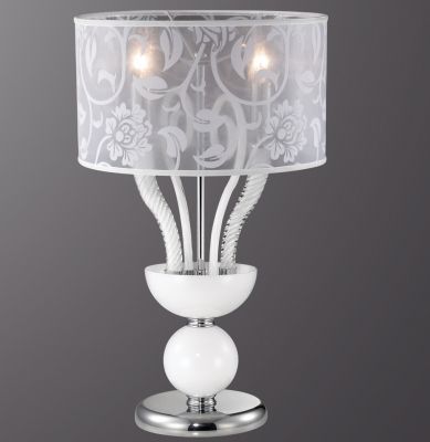 Настольная лампа Odeon light 2536/2T Настольная лампа Odeon light 2536/2TС абажуром<br>Настольная лампа – это не просто источник дополнительного освещения, но и оригинальный элемент декора. Его можно установить в спальне, гостиной, кабинете и других комнатах. Интернет-магазин «Светодом» предлагает настольные лампы разных стилей по доступным ценам. Благодаря большому ассортименту Вы обязательно найдете в нашем каталоге именно ту модель, которую искали. Настольная лампа Odeon light 2536/2T – прекрасный вариант для завершения интерьера. Ее можно включить одновременно с люстрой для более яркого освещения или без нее для создания уютной атмосферы, настраивающей на отдых. Купить настольную лампу Odeon light 2536/2T Вы можете с помощью виртуальной «Корзины» или по контактным номерам, указанным на сайте.<br><br>S освещ. до, м2: 4<br>Тип лампы: накал-я - энергосбер-я<br>Тип цоколя: E14<br>Количество ламп: 2<br>MAX мощность ламп, Вт: 40<br>Диаметр, мм мм: 160<br>Высота, мм: 470<br>Оттенок (цвет): белый<br>Цвет арматуры: серебристый