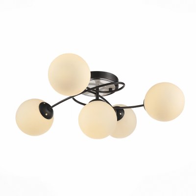Светильник St Luce SL179.102.05 Светильник St Luce SL179.102.05Потолочные<br>Если Вы настроены купить светильник модели SL17910205, то обратите внимание: Воздушная и лёгкая коллекция Soltanto отлично впишется в интерьер современной спальни, небольшой гостиной или уютного кабинета, уместны эти люстры будут и для освещения общественных организаций. Плафоны формы шара выполнены в белом матовым цвете с использованием специальной технологии выдувания стекла. Свет, проникающий сквозь их поверхность,- рассеянный, тёплый, мягкий. Металлическое основание сочетает в себе глянцевые и матовые элементы, вставки хрома – дань современной моде.<br><br>Установка на натяжной потолок: Да<br>S освещ. до, м2: 10<br>Тип лампы: Накаливания / энергосбережения / светодиодная<br>Тип цоколя: E14<br>Количество ламп: 5<br>Ширина, мм: 410<br>MAX мощность ламп, Вт: 40<br>Длина, мм: 490<br>Высота, мм: 220