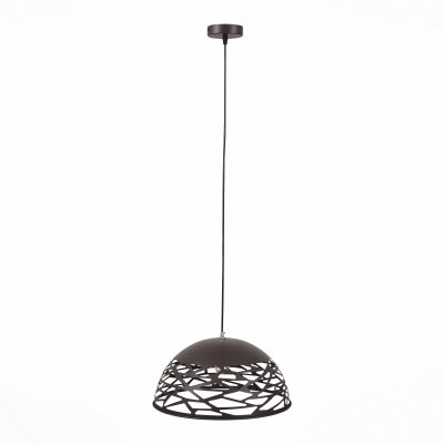Светильник St Luce SL272.433.01 Светильник St Luce SL272.433.01Одиночные<br>Если Вы настроены купить светильник модели SL27243301, то обратите внимание: В светильниках коллекции Velo есть что-то удивительное, тонкое, изящное. Кружево металлического абажура наполняет пространство затейливыми тенями и игривыми бликами света. Коллекция светильников Velo - новый взгляд на организацию потолочного освещения. Большой размер плафона позволяет использовать люстру как для центрального света, так и для создания приватных и комфортных зон. Такой светильник будет уместен в любом интерьере, внесёт в него ноты загадочности, наполнит объемом и воздухом, подарит настроение и создаст атмосферу уюта.<br><br>S освещ. до, м2: 2<br>Тип лампы: Накаливания / энергосбережения / светодиодная<br>Тип цоколя: E27<br>Количество ламп: 1<br>MAX мощность ламп, Вт: 40<br>Диаметр, мм мм: 300<br>Высота, мм: 160 - 1280