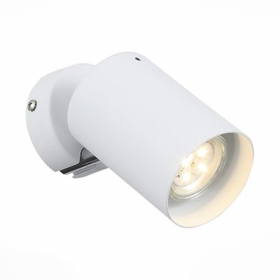 Светильник St Luce SL597.501.01 Светильник St Luce SL597.501.01Одиночные<br>Если Вы настроены купить светильник модели SL59750101, то обратите внимание: Споты коллекции Fanale могут быть зональным или общим источником света. Эти модели создадут в интерьере функциональное пространство, придадут определенный шарм своим внешним образом. Основания светильников выполнены из металла и окрашены в белый цвет. Матовые плафоны будут гармонично смотреться на фоне светлой отделки стен или потолка , или же контрастно подчеркнут всю глубину темных оттенков в отделке интерьера.<br><br>S освещ. до, м2: 2<br>Тип лампы: галогенная/LED<br>Тип цоколя: GU10<br>Ширина, мм: 80<br>Диаметр, мм мм: 70<br>Высота, мм: 155<br>MAX мощность ламп, Вт: 3