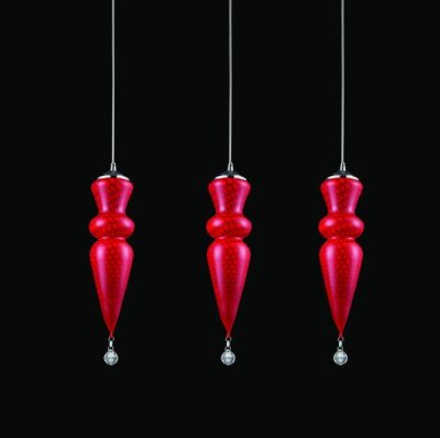 Светильник подвесной St luce SL703.603.03 Светильник подвесной St luce SL703.603.03Тройные<br>Подвесной светильник – это универсальный вариант, подходящий для любой комнаты. Сегодня производители предлагают огромный выбор таких моделей по самым разным ценам. В каталоге интернет-магазина «Светодом» мы собрали большое количество интересных и оригинальных светильников по выгодной стоимости. Вы можете приобрести их в Москве, Екатеринбурге и любом другом городе России. <br>Подвесной светильник St luce SL703.603.03 сразу же привлечет внимание Ваших гостей благодаря стильному исполнению. Благородный дизайн позволит использовать эту модель практически в любом интерьере. Она обеспечит достаточно света и при этом легко монтируется. Чтобы купить подвесной светильник St luce SL703.603.03, воспользуйтесь формой на нашем сайте или позвоните менеджерам интернет-магазина.<br><br>S освещ. до, м2: 9<br>Тип лампы: накаливания / энергосбережения / LED-светодиодная<br>Тип цоколя: E14<br>Количество ламп: 3<br>Ширина, мм: 140<br>MAX мощность ламп, Вт: 60<br>Длина, мм: 740<br>Высота, мм: 1200<br>Оттенок (цвет): красный<br>Цвет арматуры: красный