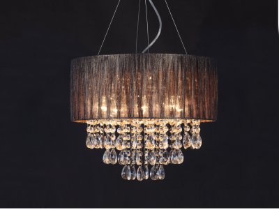 Люстра подвесная St luce SL893.703.05 Люстра подвесная St luce SL893.703.05Подвесные<br>Касаемо коллекции модели St luce SL893.703.05 хотелось бы отметить основные моменты: Люстры серии Lusso отличает высокое качество, утончонная роскошь и благородные линии дизайна. Они идеально впишутся в интерьер респектабельной гостиной, рабочего кабинета, спальной комнаты, внеся в обустройство нотку элегантной старины. Арматура люстр выполнена из металла с хромированным покрытием или покрытием цвета бронзы. Абажур представлен в трех вариантах цветовой палитры.<br><br>Установка на натяжной потолок: Да<br>S освещ. до, м2: 20<br>Крепление: Планка<br>Тип лампы: накаливания / энергосбережения / LED-светодиодная<br>Тип цоколя: E14<br>Количество ламп: 5<br>Ширина, мм: 380<br>MAX мощность ламп, Вт: 60<br>Диаметр, мм мм: 380<br>Длина, мм: 380<br>Высота, мм: 350<br>Поверхность арматуры: глянцевая<br>Оттенок (цвет): коричневый<br>Цвет арматуры: серебристый