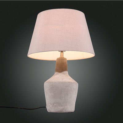 Светильник St Luce SL978.304.01 Светильник St Luce SL978.304.01Современные<br>Если Вы настроены купить светильник модели SL97830401, то обратите внимание: Настольные лампы коллекции Tabella подобраны с целью разнообразить интерьер, привнести в него дополнительные акценты, сделать более уютным. Текстильные абажуры и керамические основания имеют естественные природные оттенки, которые идеально сочетаются с большинством интерьерных стилей.<br><br>Тип лампы: Накаливания / энергосбережения / светодиодная<br>Тип цоколя: E27<br>Количество ламп: 1<br>MAX мощность ламп, Вт: 60<br>Диаметр, мм мм: 330<br>Высота, мм: 480