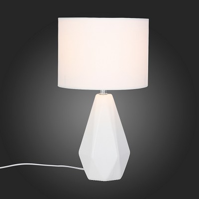 Светильник St Luce SLE300.554.01 Светильник St Luce SLE300.554.01Современные<br>Если Вы настроены купить светильник модели SLE30055401, то обратите внимание: Лампы коллекции Latte-стильные и элегантные, несмотря на лаконичность формы и декора. Основание светильников матовое, тонировано глубоким пастельным оттенком молочного белого. Плафон классической формы того же цвета и, кажется, что он является продолжением массивной ламповой базы. Коллекция Latte идеально впишется в любой современный интерьер.<br><br>Тип лампы: Накаливания / энергосбережения / светодиодная<br>Тип цоколя: E27<br>Количество ламп: 1<br>MAX мощность ламп, Вт: 60<br>Диаметр, мм мм: 200<br>Высота, мм: 370