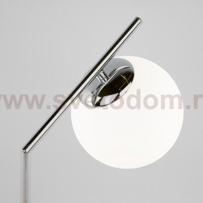 Настольная лампа со стеклянным плафоном Eurosvet 01082/1 хром Frost