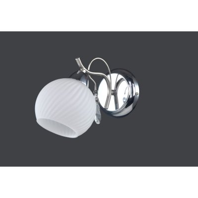 Светильник настенный Globo 54711W Светильник настенный Globo 54711WМодерн<br><br><br>Тип цоколя: E14<br>Количество ламп: 1<br>Ширина, мм: 125<br>MAX мощность ламп, Вт: 60<br>Высота, мм: 170<br>Цвет арматуры: серебристый