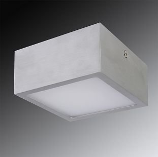 Lightstar ZOLLA 213929 Светильник Lightstar ZOLLA 213929 СветильникДекоративные<br>Настенно-потолочные светильники – это универсальные осветительные варианты, которые подходят для вертикального и горизонтального монтажа. В интернет-магазине «Светодом» Вы можете приобрести подобные модели по выгодной стоимости. В нашем каталоге представлены как бюджетные варианты, так и эксклюзивные изделия от производителей, которые уже давно заслужили доверие дизайнеров и простых покупателей. Настенно-потолочный светильник Lightstar 213929 станет прекрасным дополнением к основному освещению. Благодаря качественному исполнению и применению современных технологий при производстве эта модель будет радовать Вас своим привлекательным внешним видом долгое время. Приобрести настенно-потолочный светильник Lightstar 213929 можно, находясь в любой точке России. Компания «Светодом» осуществляет доставку заказов не только по Москве и Екатеринбургу, но и в остальные города.<br><br>S освещ. до, м2: 18<br>Тип цоколя: Led<br>Количество ламп: 9<br>MAX мощность ламп, Вт: 40<br>Размеры: H50 D95<br>Оттенок (цвет): МАТОВО-БЕЛЫЙ<br>Цвет арматуры: серебристый
