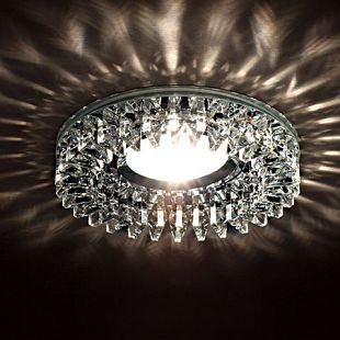 Lightstar INGRANO 2534 Светильник Lightstar INGRANO 2534 СветильникХрустальные<br>Встраиваемые светильники – популярное осветительное оборудование, которое можно использовать в качестве основного источника или в дополнение к люстре. Они позволяют создать нужную атмосферу атмосферу и привнести в интерьер уют и комфорт. Интернет-магазин «Светодом» предлагает стильный встраиваемый светильник Lightstar 2534. Данная модель достаточно универсальна, поэтому подойдет практически под любой интерьер. Перед покупкой не забудьте ознакомиться с техническими параметрами, чтобы узнать тип цоколя, площадь освещения и другие важные характеристики. Приобрести встраиваемый светильник Lightstar 2534 в нашем онлайн-магазине Вы можете либо с помощью «Корзины», либо по контактным номерам. Мы доставляем заказы по Москве, Екатеринбургу и остальным российским городам.<br><br>Тип лампы: галогенная/LED<br>Тип цоколя: MR16 / G5,3 / GU10<br>Количество ламп: 1<br>MAX мощность ламп, Вт: 50<br>Размеры: Диаметр врезного отверстия 60 Высота встраиваемой части 60 D 95 H 20<br>Цвет арматуры: серебристый