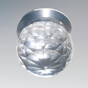 Lightstar GEMMA 70104 Светильник Lightstar GEMMA 70104 СветильникХрустальные<br>Встраиваемые светильники – популярное осветительное оборудование, которое можно использовать в качестве основного источника или в дополнение к люстре. Они позволяют создать нужную атмосферу атмосферу и привнести в интерьер уют и комфорт. Интернет-магазин «Светодом» предлагает стильный встраиваемый светильник Lightstar 70104. Данная модель достаточно универсальна, поэтому подойдет практически под любой интерьер. Перед покупкой не забудьте ознакомиться с техническими параметрами, чтобы узнать тип цоколя, площадь освещения и другие важные характеристики. Приобрести встраиваемый светильник Lightstar 70104 в нашем онлайн-магазине Вы можете либо с помощью «Корзины», либо по контактным номерам. Мы развозим заказы по Москве, Екатеринбургу и остальным российским городам.<br><br>Тип цоколя: LED<br>Количество ламп: 1<br>MAX мощность ламп, Вт: 1<br>Размеры: H 32 D 32 Диаметр врезного отверстия 25 Высота встраиваемой части 20<br>Оттенок (цвет): прозрачный<br>Цвет арматуры: серебристый