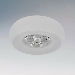Lightstar TONDO 70224 Светильник Lightstar TONDO 70224 СветильникКруглые LED<br>Встраиваемые светильники – популярное осветительное оборудование, которое можно использовать в качестве основного источника или в дополнение к люстре. Они позволяют создать нужную атмосферу атмосферу и привнести в интерьер уют и комфорт. Интернет-магазин «Светодом» предлагает стильный встраиваемый светильник Lightstar 70224. Данная модель достаточно универсальна, поэтому подойдет практически под любой интерьер. Перед покупкой не забудьте ознакомиться с техническими параметрами, чтобы узнать тип цоколя, площадь освещения и другие важные характеристики. Приобрести встраиваемый светильник Lightstar 70224 в нашем онлайн-магазине Вы можете либо с помощью «Корзины», либо по контактным номерам. Мы развозим заказы по Москве, Екатеринбургу и остальным российским городам.<br><br>Тип лампы: LED<br>Тип цоколя: LED/4000K<br>Количество ламп: 3<br>MAX мощность ламп, Вт: 1<br>Размеры: D 70 H 35 Диаметр врезного отверстия 55 Высота встраиваемой части 30<br>Цвет арматуры: белый