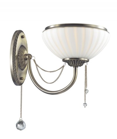 Светильник бра Odeon light 3227/1W LORRA Светильник бра Odeon light 3227/1W LORRAКлассика<br>Отличный вариант домашнего освещения Odeon light Бра 3227/1W серии LORRA оформлена в классическом стиле. Светильник состоит из стеклянного плафона с рисунком, украшенного металлическим ободком, и классической арматуры бронзового цвета, декорированной цепочками с хрустальными подвесками. Традиционная модель, дополненная актуальными деталями поражает своей неотразимостью и великолепием. Цоколь E27. Мощность 1*60W. Нет ламп в комплекте.<br><br>Тип товара: Светильник бра<br>Тип цоколя: E27<br>Количество ламп: 1<br>Ширина, мм: 200<br>MAX мощность ламп, Вт: 60<br>Длина, мм: 305<br>Высота, мм: 315<br>Цвет арматуры: состаренный бронзовый