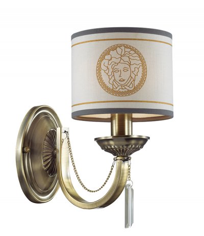 Светильник бра Odeon light 3268/1W TALIA Светильник бра Odeon light 3268/1W TALIAКлассические<br>Отличный вариант домашнего освещения Odeon light Бра 3268/1W серии TALIA оформлена в классическом стиле. Светильник состоит из тканевого абажура с оригинальным рисунком и арматуры цвета бронзы, декорированной стеклянными элементами, цепочками и хрустальными подвесками. Данная модель обладает непередаваемым античным лоском. Цоколь E14. Мощность 1*60W. Нет ламп в комплекте.<br><br>Тип цоколя: E14<br>Количество ламп: 1<br>Ширина, мм: 150<br>MAX мощность ламп, Вт: 60<br>Длина, мм: 240<br>Высота, мм: 260<br>Цвет арматуры: состаренный бронзовый