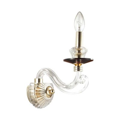 Настенный светильник Odeon light 3929/1W SIENA Настенный светильник Odeon light 3929/1W SIENAОжидается<br>Нарядное и очень элегантное бра 3929/1W серии Siena выполнено в классическом стиле. Бра выполнено из красивого дорогого стекла двух цветов: винного и прозрачного. Бра украшено хрустальной чашей-подсвечником, а также изящной подвеской на основании с хрусталем ярко-красного цвета, придающего богатому и роскошному бра особую привлекательность и пикантность. Цоколь E14. Мощность 1*40W. Нет ламп в комплекте.<br><br>Тип цоколя: E14<br>Количество ламп: 1<br>Ширина, мм: 100<br>Расстояние от стены, мм: 240<br>Высота, мм: 350<br>Оттенок (цвет): золото/прозрачный/бордовый/красный/хрустальное стекло/ хрусталь<br>MAX мощность ламп, Вт: 40