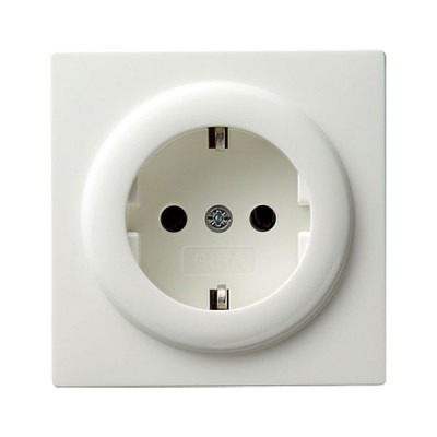 Gira S-Color Белый Розетка с/з (G18840)