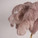 Торшер страусиные перья Feather Lamp A MODERN GRAND TOUR розовый ImperiumLoft 189583-22