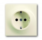 Розетка 2Р+Е 16А cо шторками слоновая кость Impuls [BJE20 EUCKS-72] 2013-0-5274