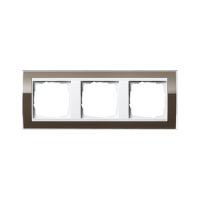 Gira EV CL Коричневый/Бел Рамка 3-ая (G213763)