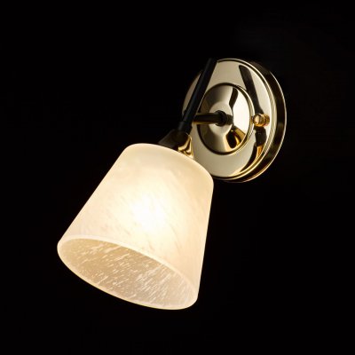 Светильник настенный бра De Markt 324026001 Альфа