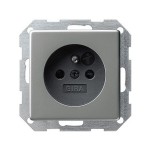 Gira E22 Сталь Розетка с/з и защитой от детей "Французский стандарт" (G48520)