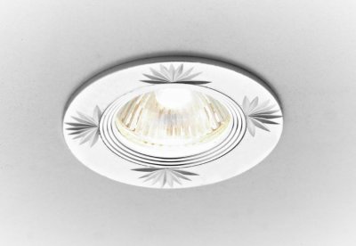 Точечный светильник Ambrella из алюминия с узором Классика A104 AL