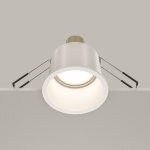 Встраиваемый светильник Maytoni DL049-01W Reif