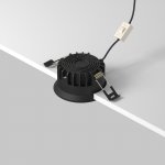 Встраиваемый светильник Maytoni DL055-8W3-4-6K-B Okno